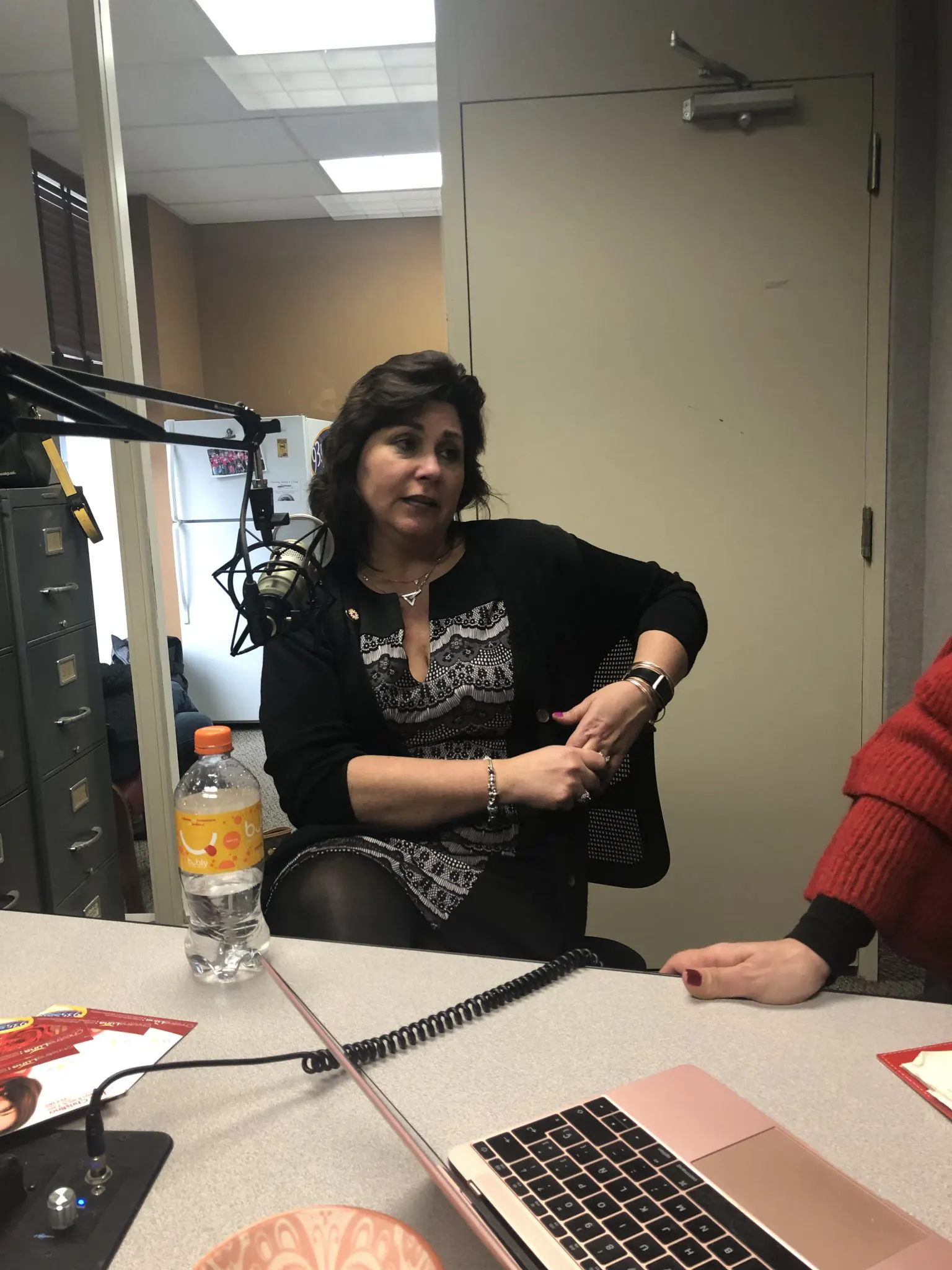 Go Live on Café with Christina