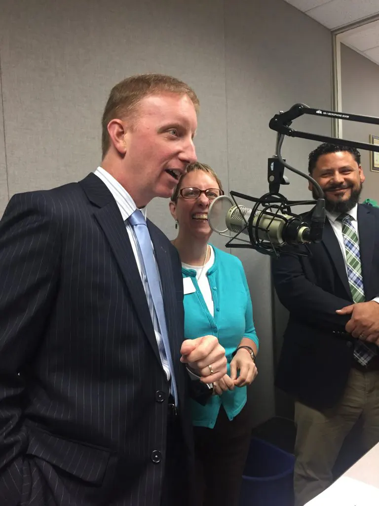 The Fraileys Go Live on Café with Christina, Latino radio In the Pocono region of Pennsylvania